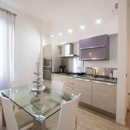 Mamo Florence - Amalia Piazza Signoria Apartment Екстер'єр фото