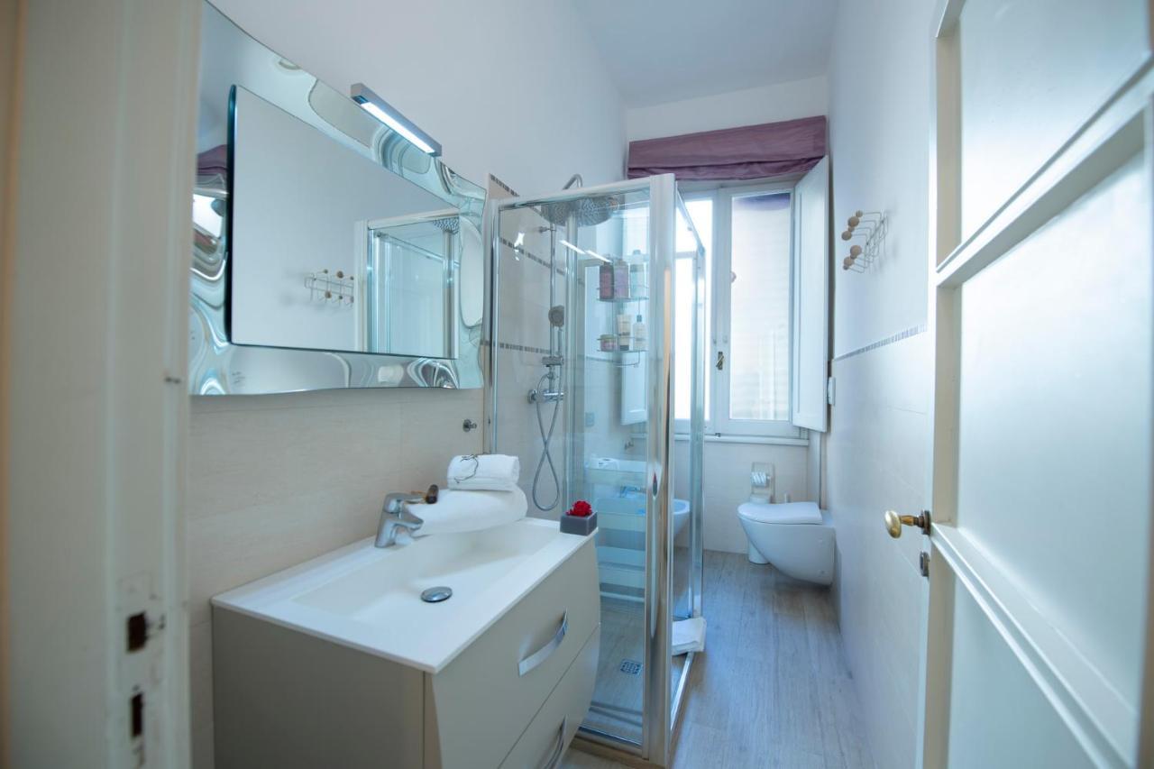 Mamo Florence - Amalia Piazza Signoria Apartment Екстер'єр фото