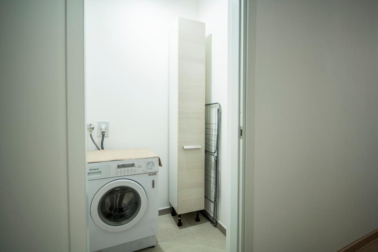 Mamo Florence - Amalia Piazza Signoria Apartment Екстер'єр фото